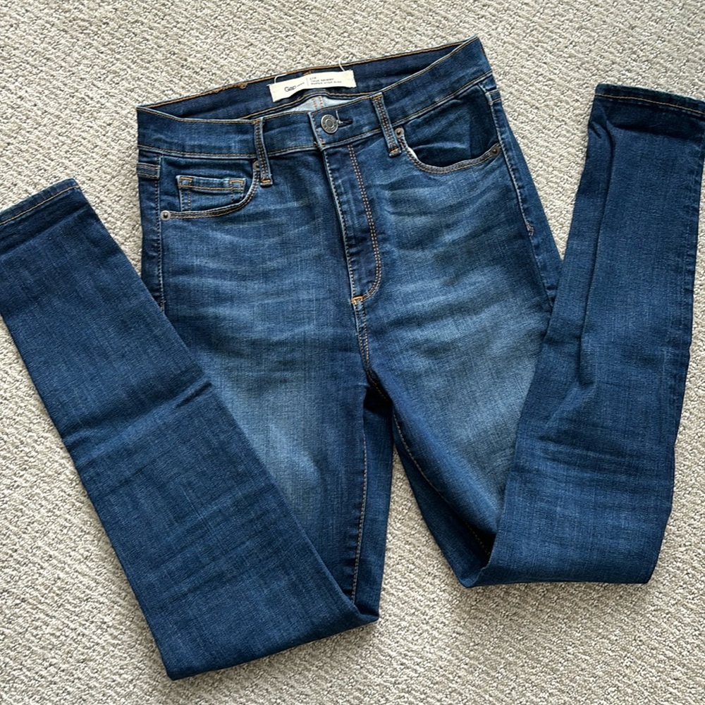 Gap Super High Rise True Skinny Jeans size 27 / 4